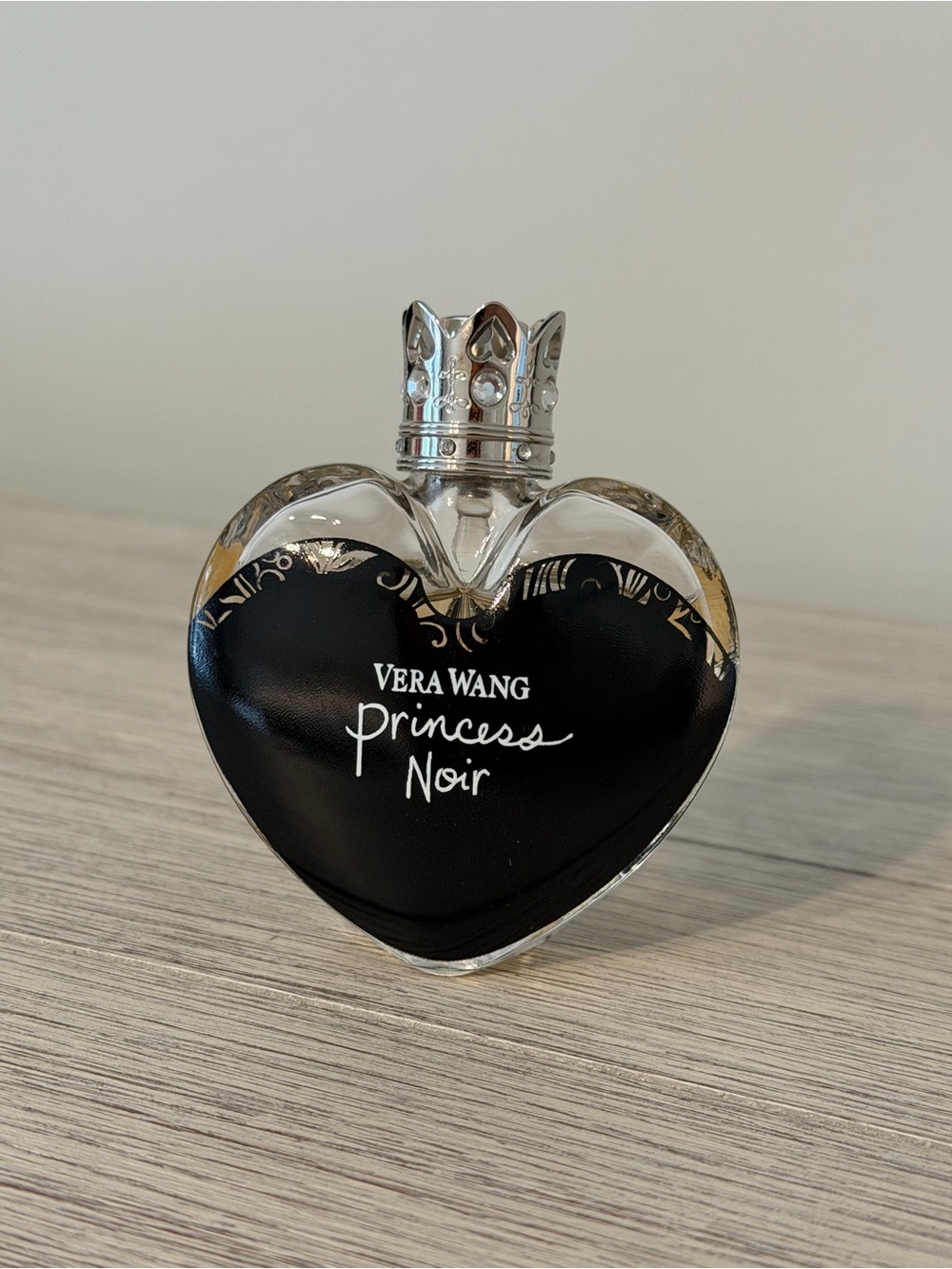 Vera Wang Princess Noir Perfume